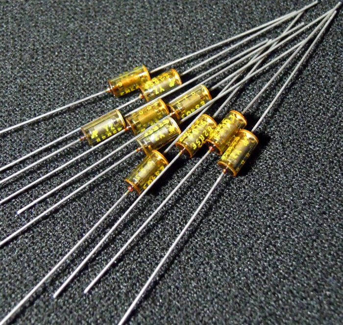 VISHAY RNR55C 12.1R 0.25W 3.7x8 Tin lead HIFI resistor